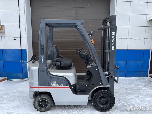 Вилочный погрузчик Nissan L01A18D, 2012