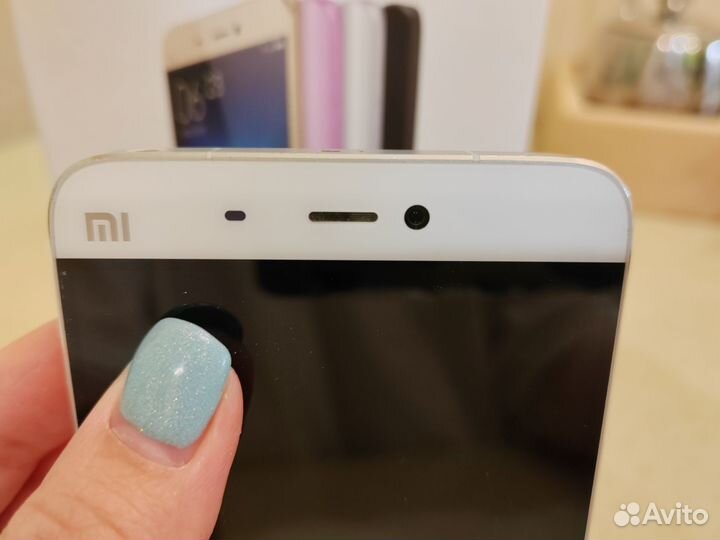 Смартфон Xiaomi Mi5 64gb