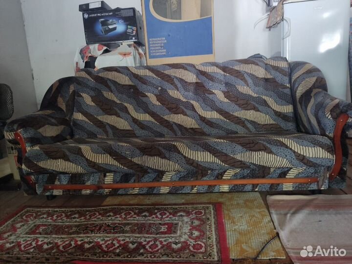 Диван и кресло