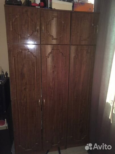 Шкаф