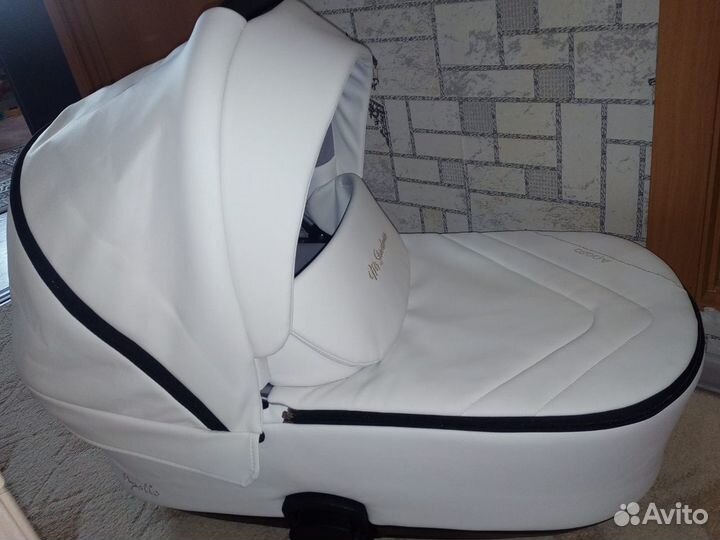 Коляска 2 в 1 эко кожа бу