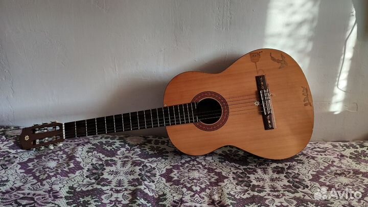 Классическая гитара yamaha C40