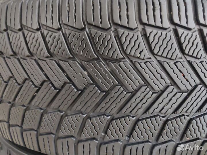 Michelin X-Ice Snow SUV 235/55 R18 104T