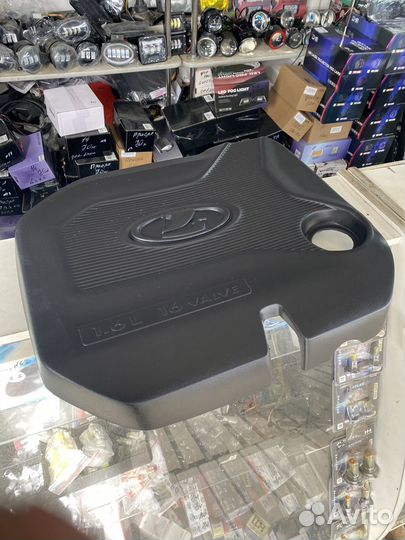 Крышка двигателя vesta 1.6 экран