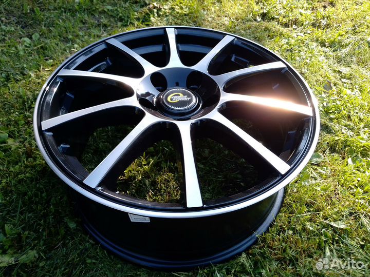 R 17 5x114,3 Cross Street