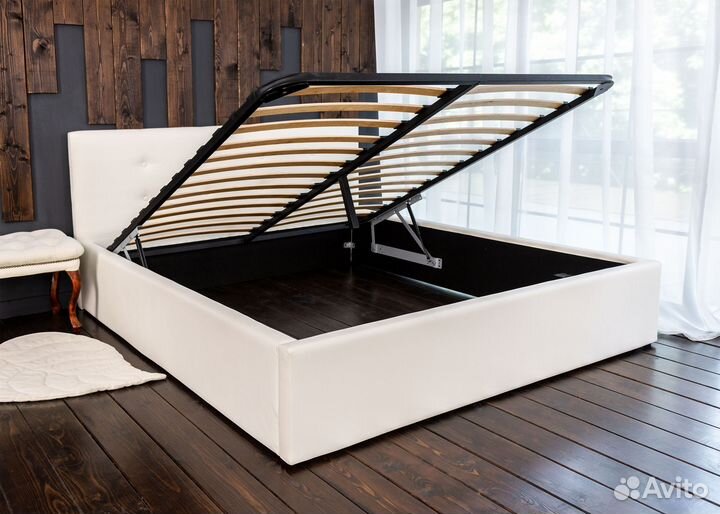 Кровать с подъемным механизмом