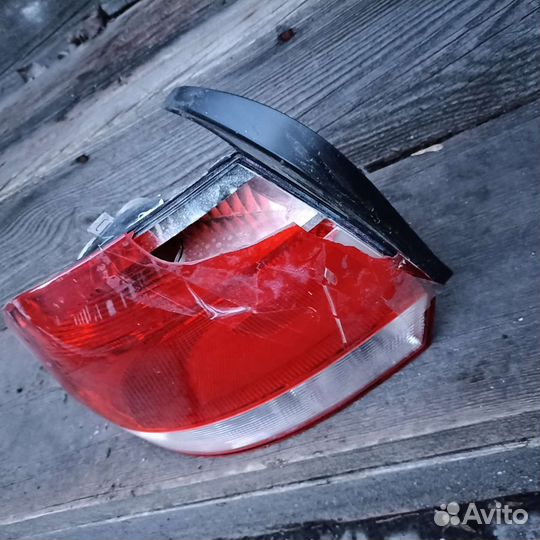 Стоп сигнал, правый на Поло 2013г