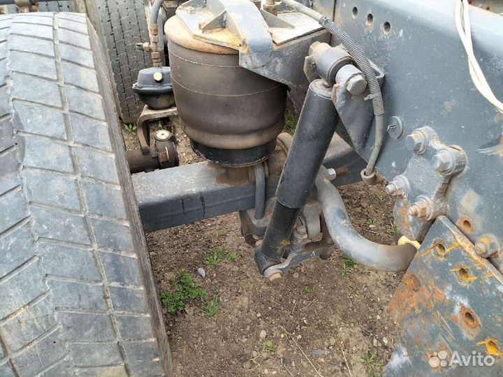 Подьемная ось