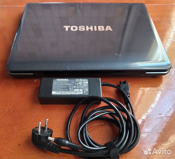 Ноутбук Toshiba Satellite A300-1EC