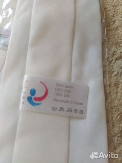 Шелковый галстук