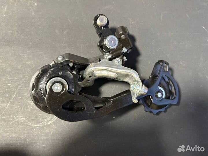 Задний переключатель Shimano Altus RD-M2000 9ск