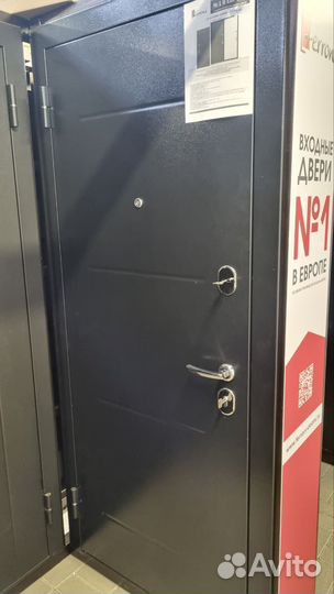Дверь входная металлическая