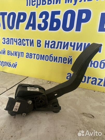Педаль газа Kia Rio