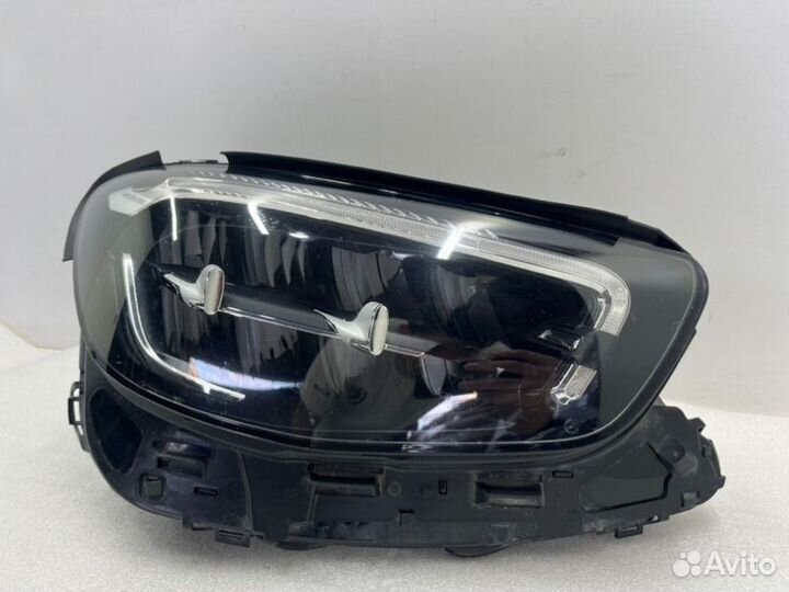 Фара LED правая Mercedes-Benz E-Class W213