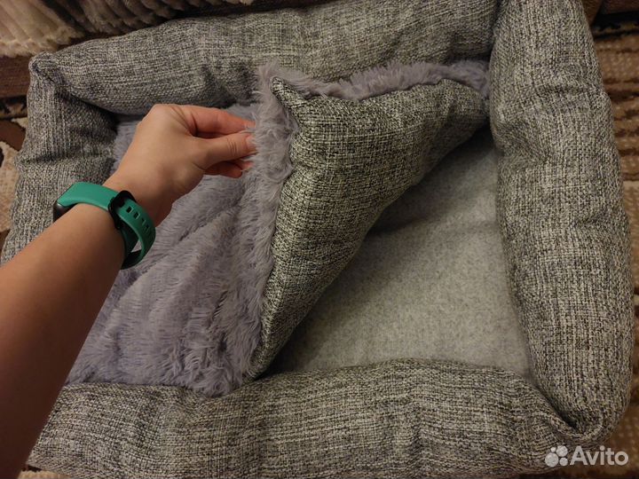 Лежанка для маленьких собак новая