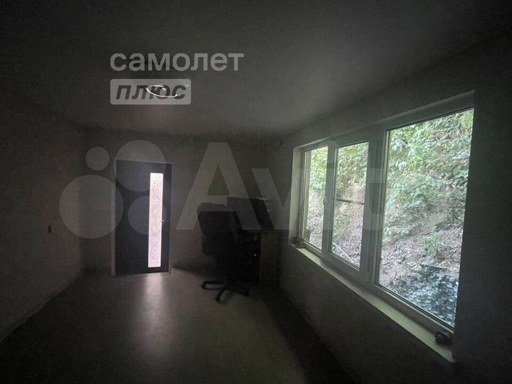 3-к. квартира, 47 м², 1/1 эт.