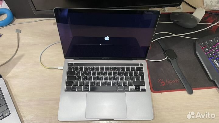Macbook pro 13 2020 touch bar Intel i5