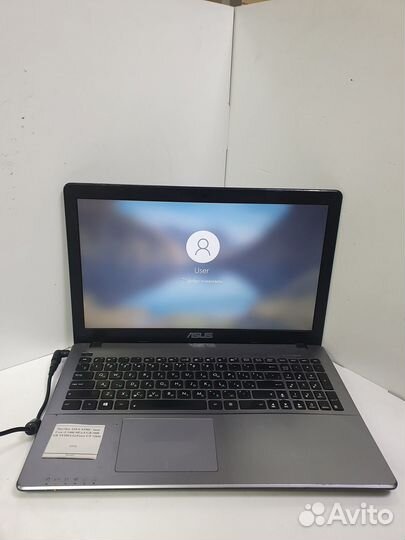Ноутбук asus X550C