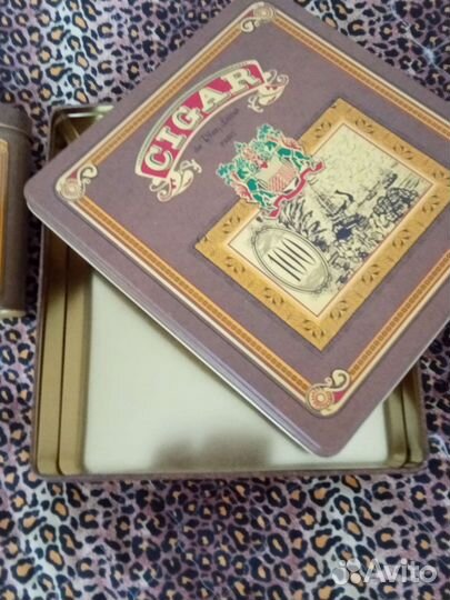 Коробки от винтажного французского парфюма cigar