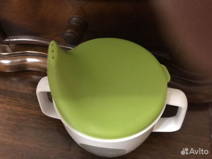 Тарелочки непроливайки и поилки две