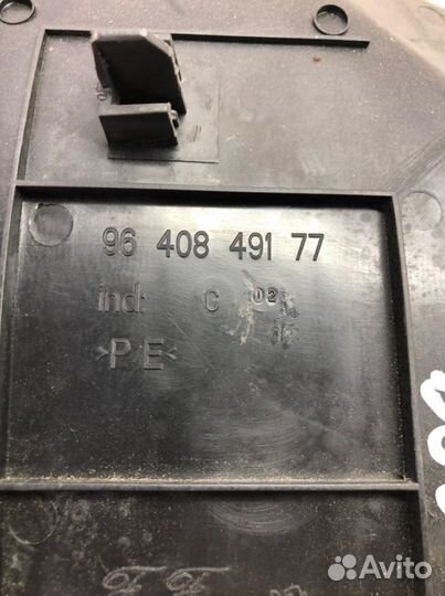 Накладка подножка Peugeot 307 2008 рестайлинг