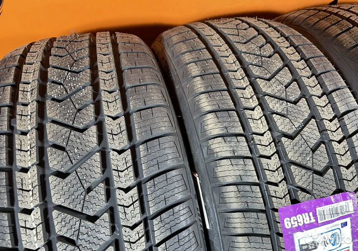 Tourador Winter Pro TSU1 245/45 R18 и 275/40 R18 31T