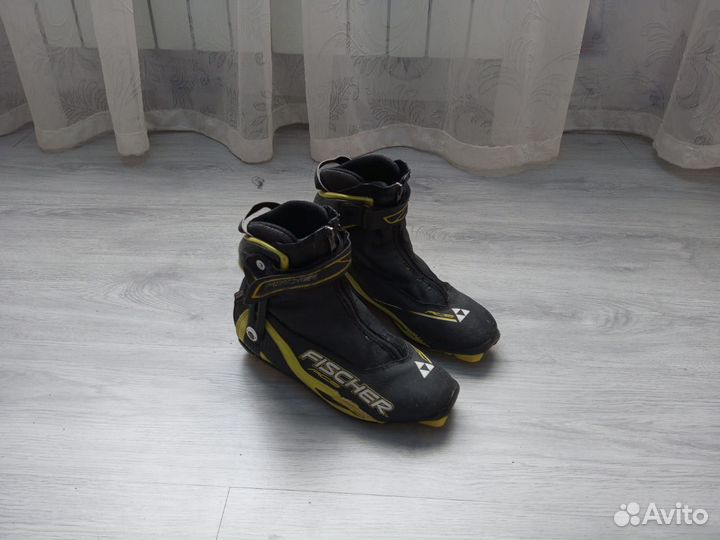 Лыжные ботинки fischer 39