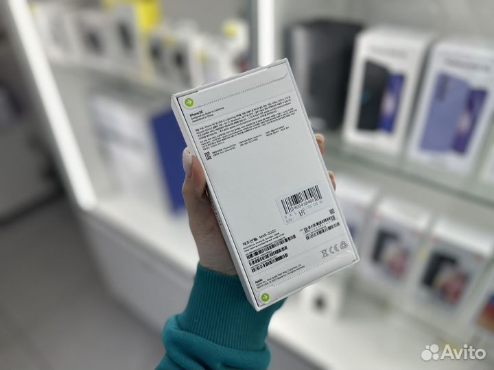 iPhone SE (2022), 128 ГБ