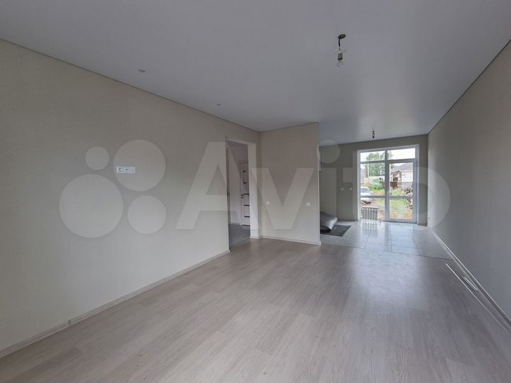 Дом 101 м² на участке 6 сот.