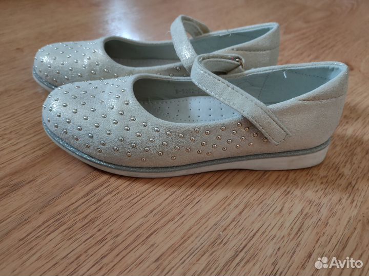 Туфельки для девочки