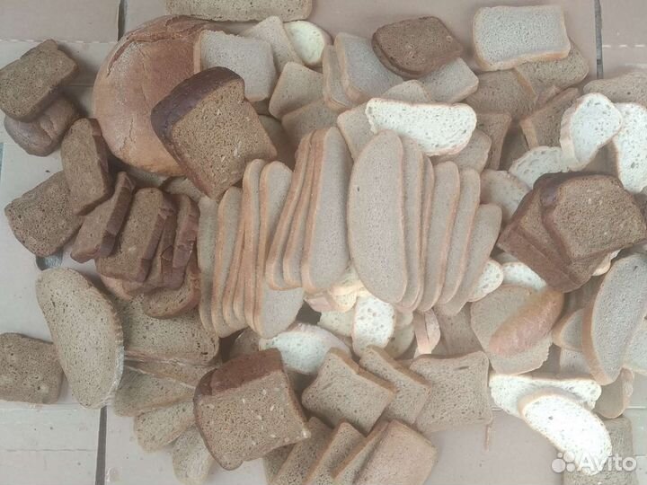 Сухари на корм животным