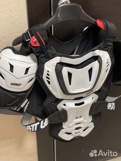 Защита тела Leatt 5.5 Pro