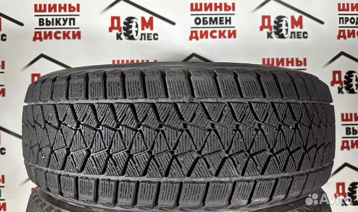 Bridgestone Blizzak DM-V2 235/55 R20