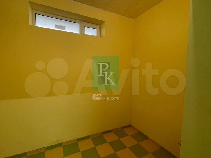 Помещение 17 м2 с отдельным входом на Челнокова