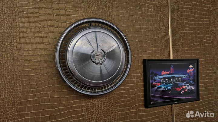 Оригинальный колпак колеса Cadillac Eldorado 70х