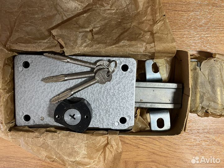 Замок гаражный, цилиндровый. Новый, в упаковке