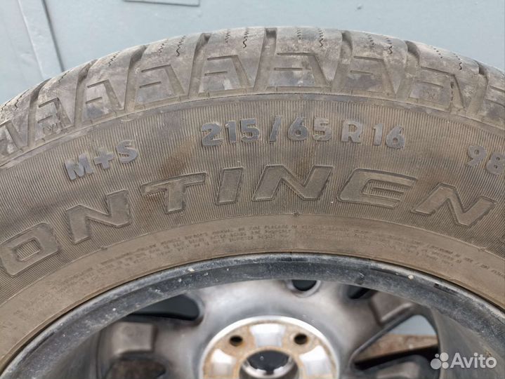Continental ContiCrossContact LX 215/65 R16