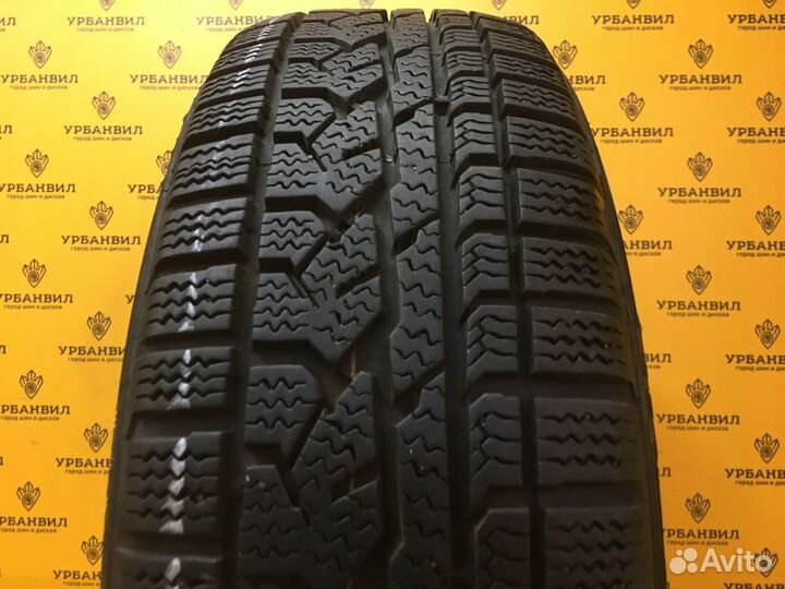 Kumho I'Zen RV Asymmetric 215/60 R17 96H