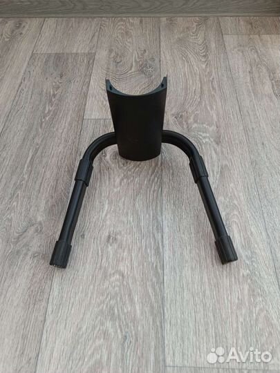 Кронштейн для аудио-видео аппаратуры