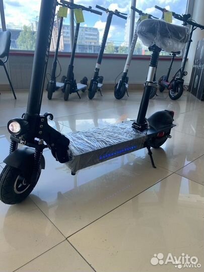 Электросамокат Kugoo M2