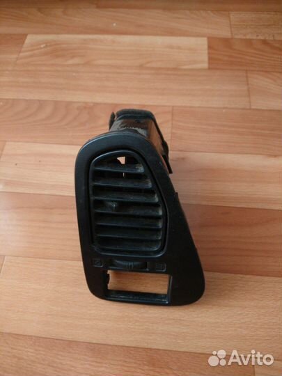 Воздуховод nissan R50 687610W000