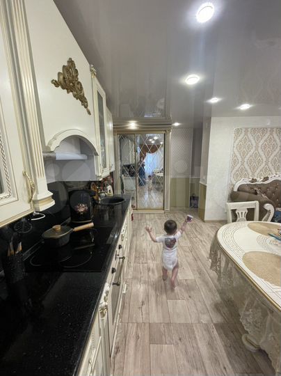 2-к. квартира, 52 м², 5/5 эт.