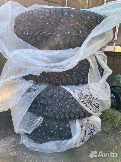 Nokian Tyres Hakkapeliitta 9 225/60 R18