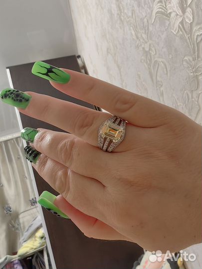 Серебряное кольцо