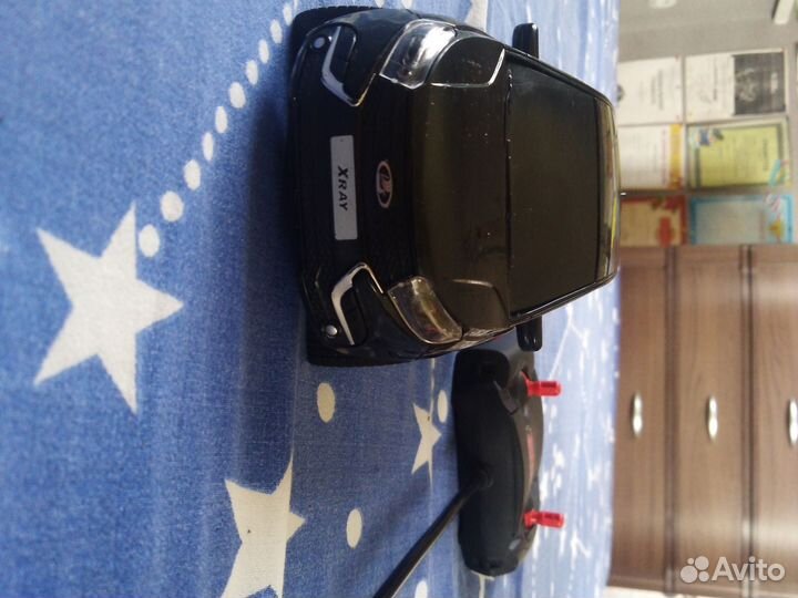 Машинка на пульте управления