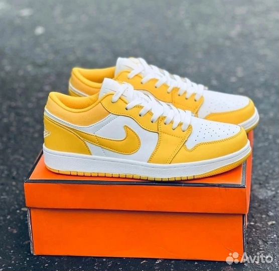 Кроссовки Nike