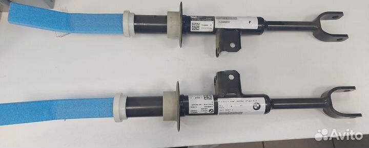 Стойки амортизатора передние на BMW G30/G31