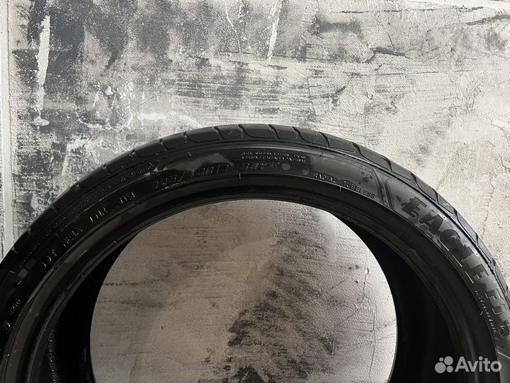 Goodyear Eagle F1 Asymmetric 2 225/40 R19 и 255/35 R19