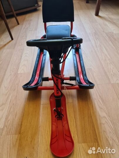 Детский снегокат со спинкой