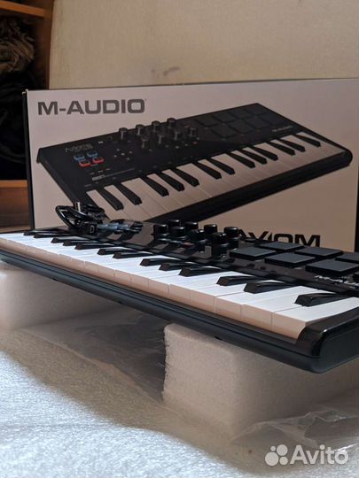 Миди клавиатура/ цифровое пианино/ синтезатор
